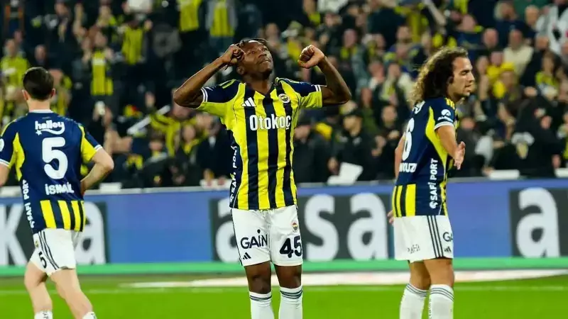 Fenerbahçe, Nene'nin Golüyle Göztepe'yi Evinde 1-0 Mağlup Etti