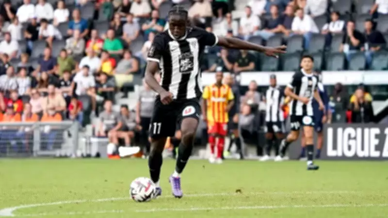 Fenerbahçe, Sidiki Chérif Transferi İçin Angers ile Görüşüyor