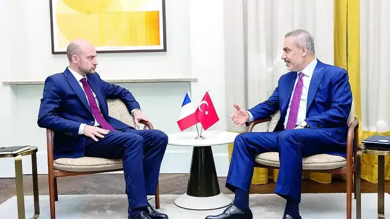 Fidan'ın Yoğun Diplomasi Trafiği: İki Ülke Görüşmesi ve Hamas Heyetiyle Toplantı