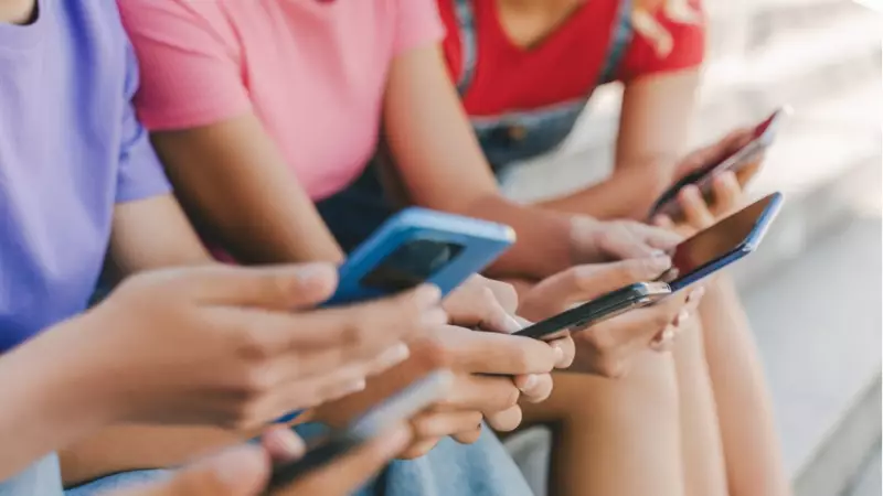 Fransa, 15 Yaş Altına Sosyal Medya Yasağı İçin Yasal Süreci Hızlandırıyor