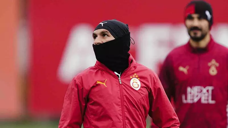 Galatasaray, Süper Kupa Yarı Finali İçin Gaziantep'e Uçtu