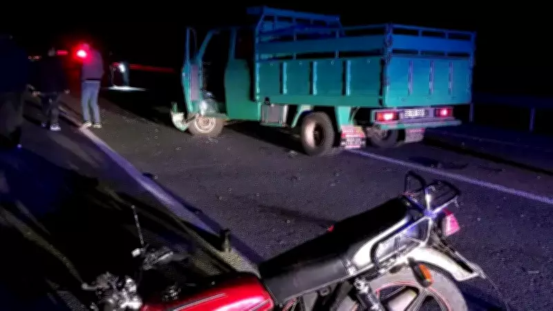 Giresun'da Kamyonet ile Motosiklet Çarpıştı: 2 Kişi Hayatını Kaybetti