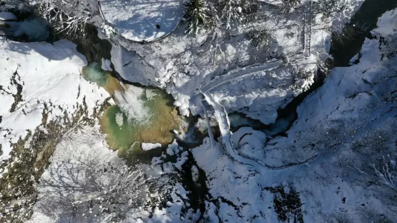 Giresun'da Mavigöl ve Kuzalan Şelalesi Kar Altında Büyüleyici Manzaralar Sundu