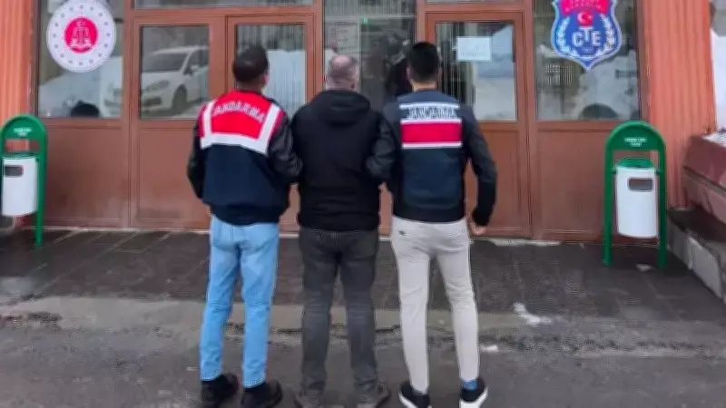 Hakkari'de 13 Yıl 9 Ay Hapis Cezalı Firari Hükümlü Yakalandı