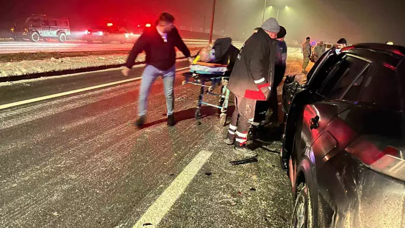 Iğdır'da Gece Geç Vakit Meydana Gelen Trafik Kazasında Bir Kişi Yaralandı