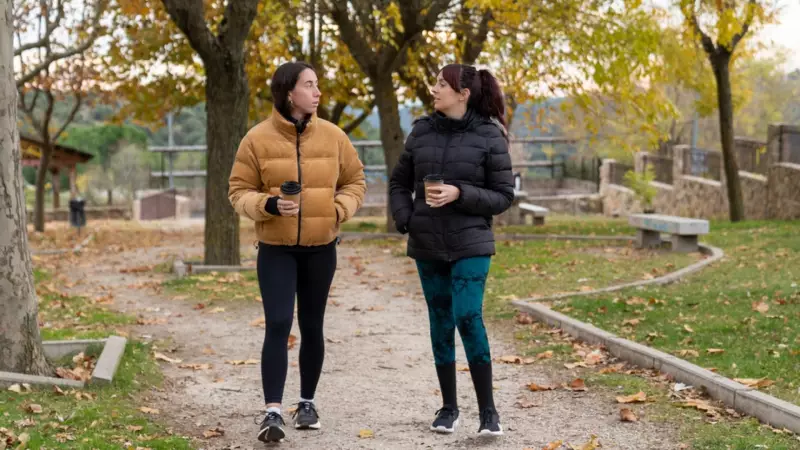 Kış Yürüyüşlerinde Sağlıklı Kalmanın Püf Noktaları: Doğru Giyim ve Önlemler