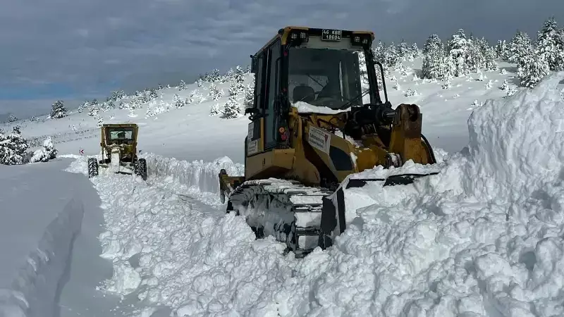 Kahramanmaraş'ta 87 Kırsal Mahallenin Yolu Kar Nedeniyle Kapandı