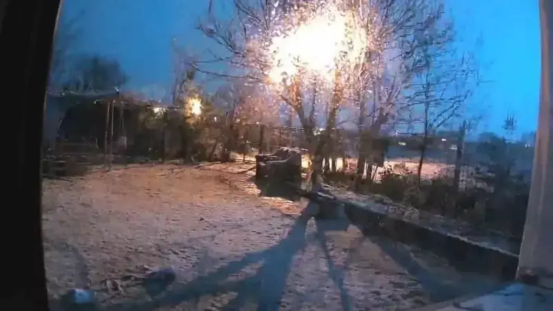 Kaman'da Gece Aniden Aydınlandı: Kar Fırtınası Öncesi Gökyüzünde Gizemli Işık