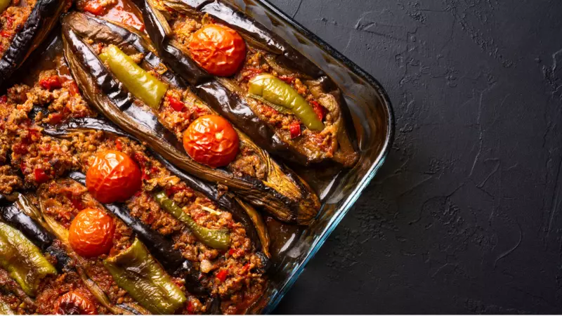 Karnıyarık Tarifi: Evde Lezzetli ve Nefis Karnıyarık Nasıl Yapılır?