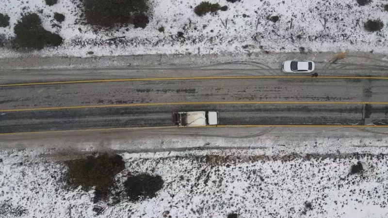 Kayseri'de Kar ve Tipi Ulaşımı Felç Etti: İki Önemli Karayolu Trafiğe Kapatıldı