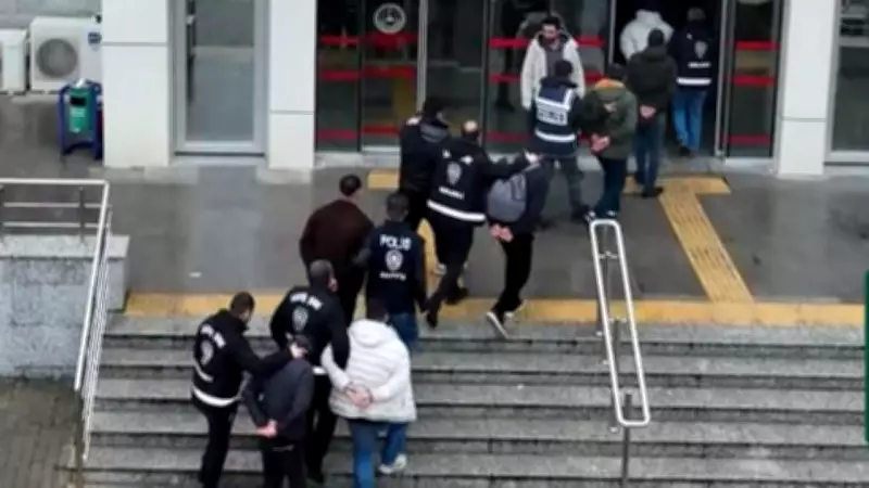 Kırklareli'de Kredi Kartı Dolandırıcılığında 3 Tutuklama: 2 Milyon Lira Zarar