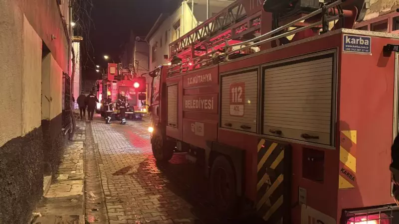 Kütahya'da Uzaklaştırma Kararlı Damat, Kayınvalidesinin Evini Kundakladı: 2 Yaralı