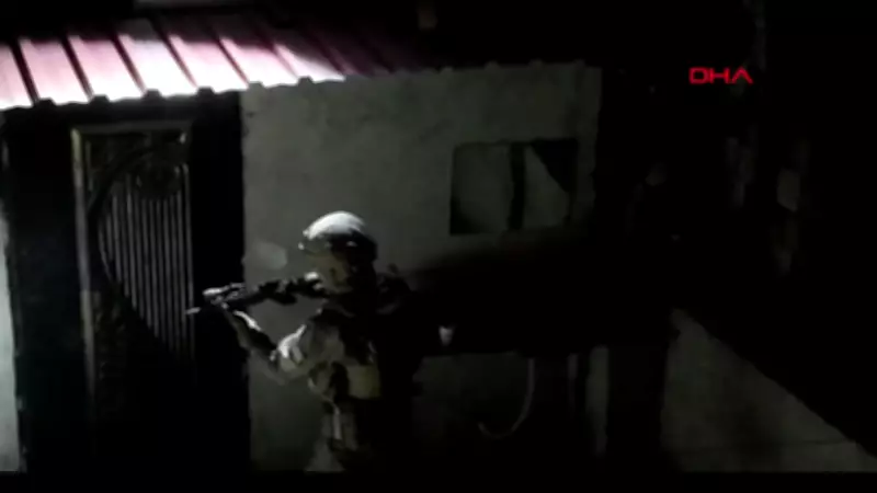 Mersin'de Yasa Dışı Bahis ve Dolandırıcılık Operasyonu: 29 Kişi Tutuklandı