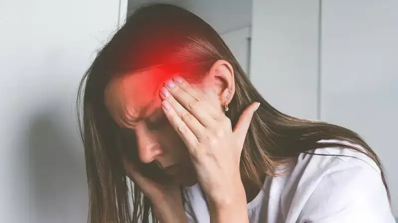 Migren Ataklarını Tetikleyen 7 Besin ve Yaşam Tarzı Faktörü