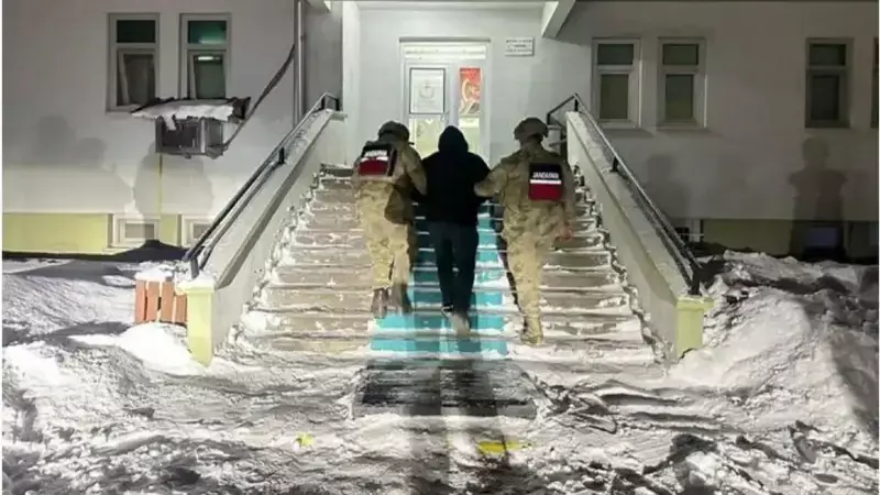 Muş'ta Hırsızlık Suçundan Aranan Hükümlü Bulanık'ta Yakalandı ve Tutuklandı