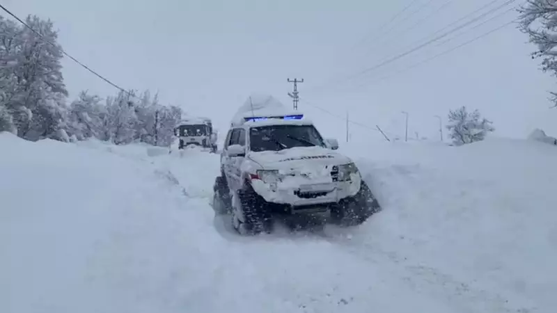 Şırnak'ta Kar Felaketi: Beytüşşebap'ta Kar Kalınlığı 3 Metreyi Buldu