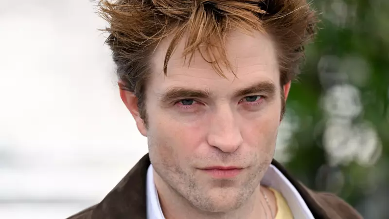 Robert Pattinson: 'Artık Pastel Boya Gibi Kokmuyorum'