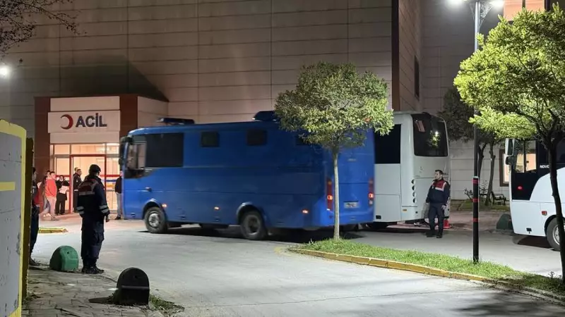 Sakarya Cezaevinde Sözlü Tartışma Kanlı Kavga ile Sona Erdi: 21 Hükümlü Yaralandı