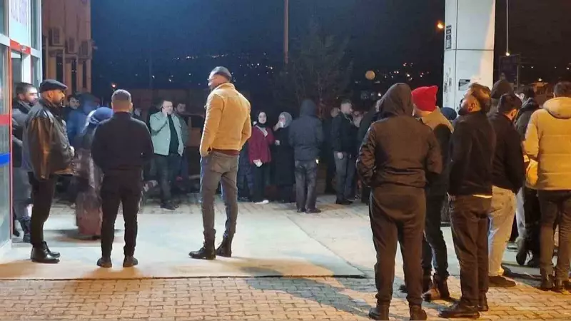 Sakarya'da 23 Yaşındaki Genç, Aracında Silahla Vurulmuş Halde Bulundu