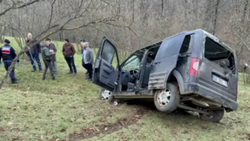 Samsun'da Hafif Ticari Araç Uçuruma Yuvarlandı: 1 Ölü, 2 Yaralı