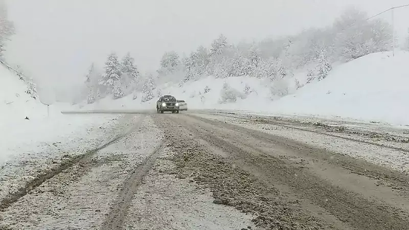 Sivas'ta 493 Yerleşim Yerinin Yolu Ulaşıma Kapatıldı