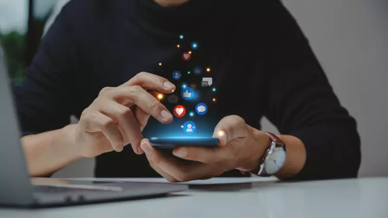 Sosyal Medya Algoritmaları Bizi Bizden İyi Tanıyor mu? Gerçekler Ortaya Çıktı