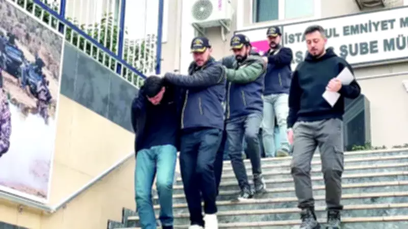 İstanbul'da Emekli Öğretmeni Dolandıran Şebeke İç Çatışmayla Çözüldü