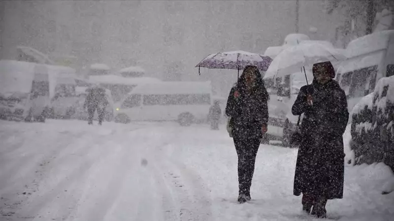 İstanbul'da Kar Ne Zaman Yağacak? Meteoroloji Uzmanından Kritik Tahmin