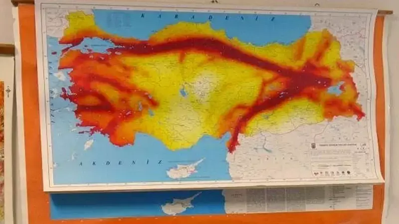 Trabzon'da 3,8'lik Deprem Sonrası Uzmanlar Karadeniz Fay Hattı Uyarısı Yaptı