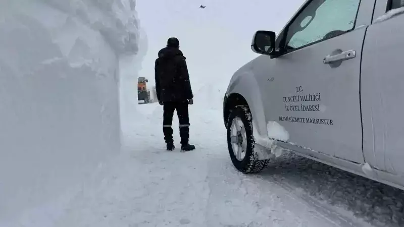 Tunceli Ovacık'ta Kar Mücadelesi: Yollar İçin Yoğun Çaba