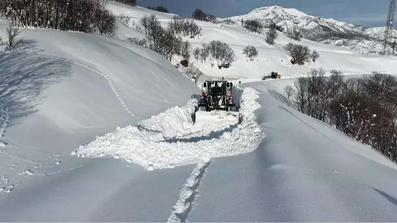 Tunceli'de Kar Mücadelesi: 287 Köy Yolundan 267'si Açıldı