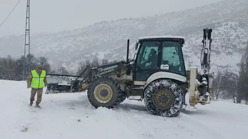 Tunceli'de Kar ve Buzlanma Nedeniyle Eğitime 2 Gün Ara Verildi