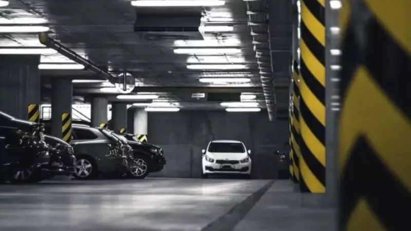 İzmir'de Otopark Ücretlerine Şok Zam: Yüzde 185'ten Yüzde 250'ye Çıktı