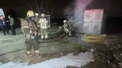 Avcılar'da İnşaat Konteynerinde Yangın: İtfaiye Hızlı Müdahale Etti