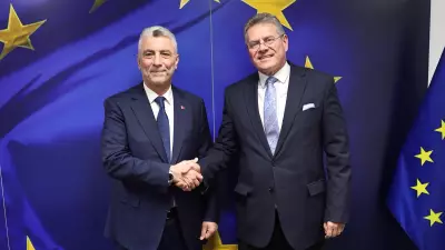 Bakan Bolat AB Komiseri Sefcovic ile Görüştü: Türkiye'nin Merkezde Olması Vurgulandı