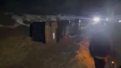 Diyarbakır'da Buzlanma: Otobüs Şarampole Devrildi, 4 Yaralı