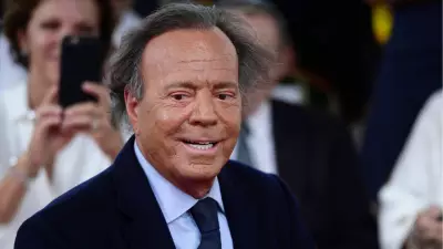 Julio Iglesias Cinsel Taciz İddialarını Reddetti: 'Hiçbir Kadına Kötü Muamele Etmedim'