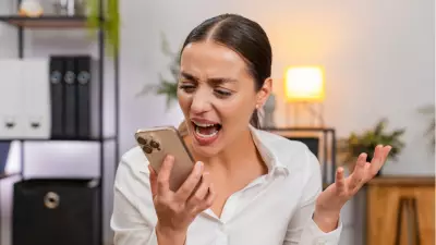 Kendi Sesimizi Duyunca Neden Rahatsız Oluruz? Bilimsel Açıklaması