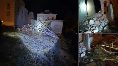 Manisa Selendi'de Fırtına Cami Minaresini Devirdi: Yaralanma Yok