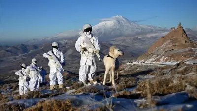 Mehmetçik, Karlı Dağlarda Zorlu Kış Şartlarında Devriye Görevinde