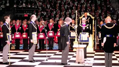 İngiltere'de Polise Mason Beyanı Zorunluluğu: Üstat Tarihçi Açıkladı