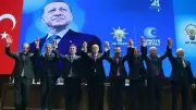 AK Parti MKYK Toplantısında Erdoğan'dan Rozet Taktığı Belediye Başkanları