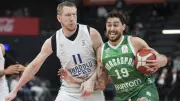 Anadolu Efes, Bursaspor'u 95-80 Mağlup Etti: Türkiye Basketbol Süper Ligi'nde 10. Galibiyet
