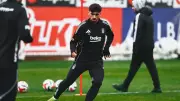 Beşiktaş, Zorlu Eyüpspor Maçına Hazırlanıyor: Detaylı Çalışmalar Sürüyor