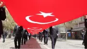 Iğdır'da Türk Bayrağına Saygısızlık Yapan Şahıs Tutuklandı
