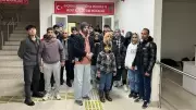 Manisa'da Göçmen Kaçakçılığı Operasyonu: 34 Düzensiz Göçmen ve Şoför Yakalandı