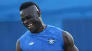 Mario Balotelli, Kariyerinde İlk Kez Avrupa Dışına Çıktı: Al-Ittifaq FC'ye İmza Attı
