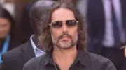 Russell Brand Cinsel Suçlamalardan Kefaletle Serbest Kaldı