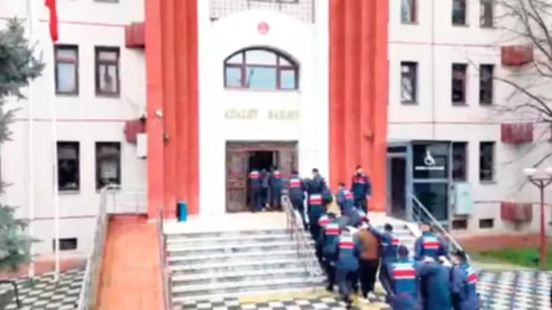 15 İlde 15 Suç Örgütüne Büyük Operasyon: 80 Tutuklama