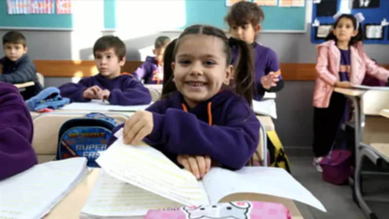 18 Milyon Öğrenci İçin İkinci Dönem Başlıyor: Bayrak Sevgisi Temalı Eğitim